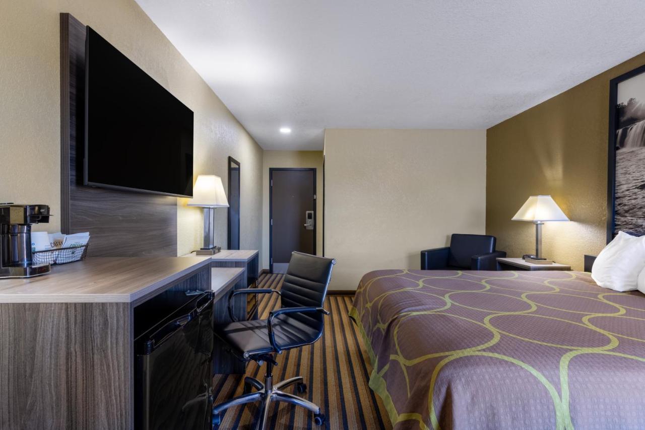 Отель Super 8 By Wyndham Nixa/Springfield Area Экстерьер фото